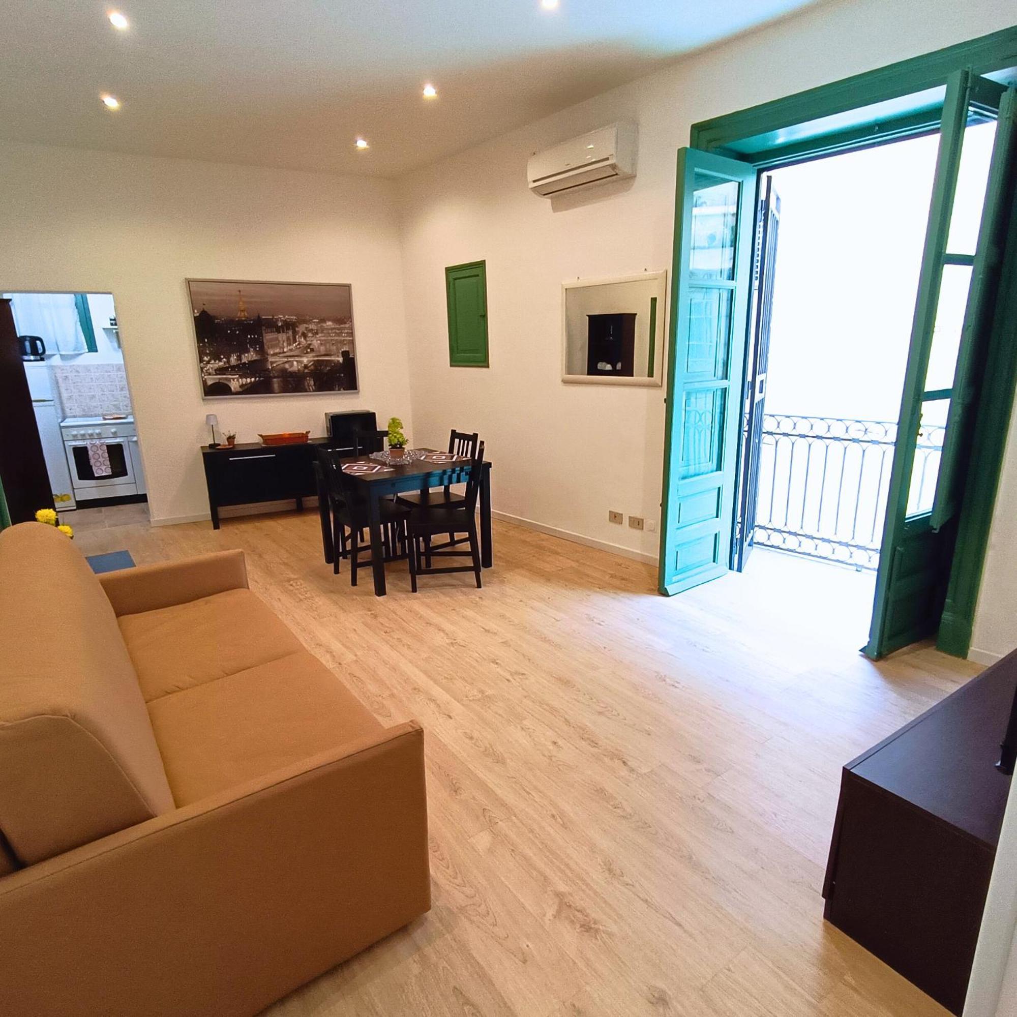 Centro Storico Casa Bellini ***** Apartamento Palermo Exterior foto
